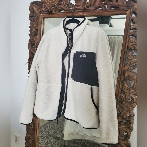 The North Face Women's Bay Break Fleece Full-Zip - Picture 3 of 7